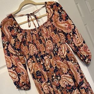 Paisley print maxi dress with smocked front. Worn once to a wedding.